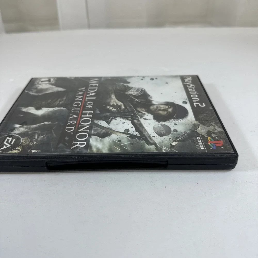 Medal of Honor: Vanguard Sony PlayStation 2 PS2 + Manual Used 2007